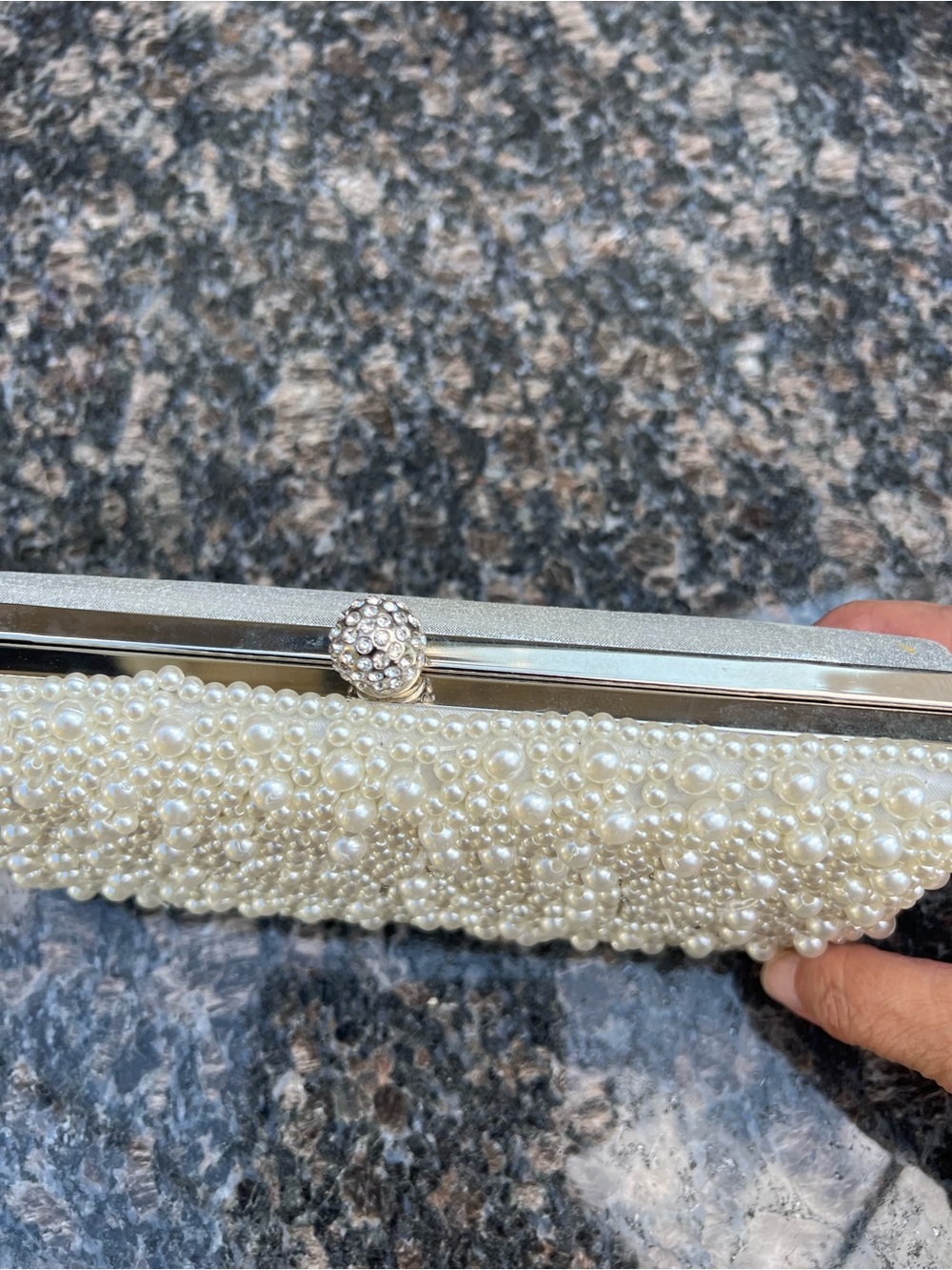 Pearl Beaded "LOVE" Clutch Wristlet - White - Picture 9 of 11